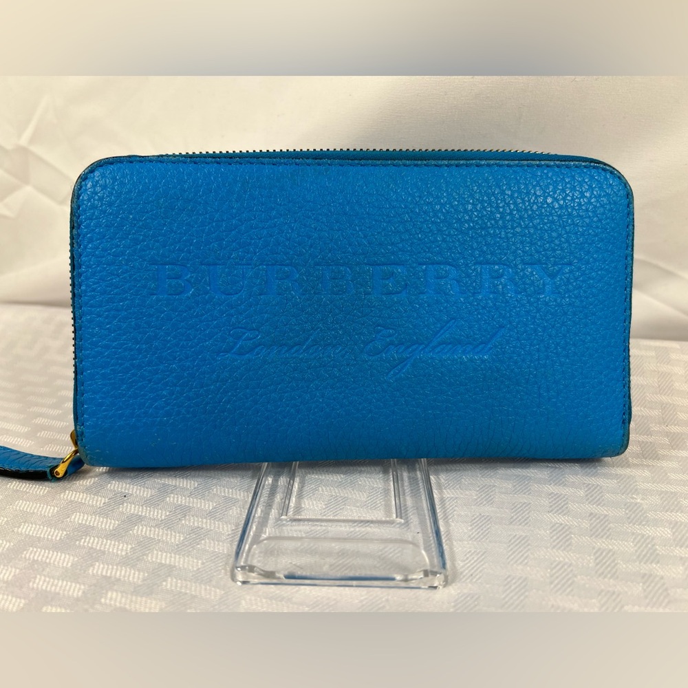 1007: Burberry London England Blue Leather Zip Around Continental Wallet